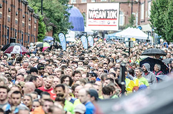 2017 Wigan 10K start